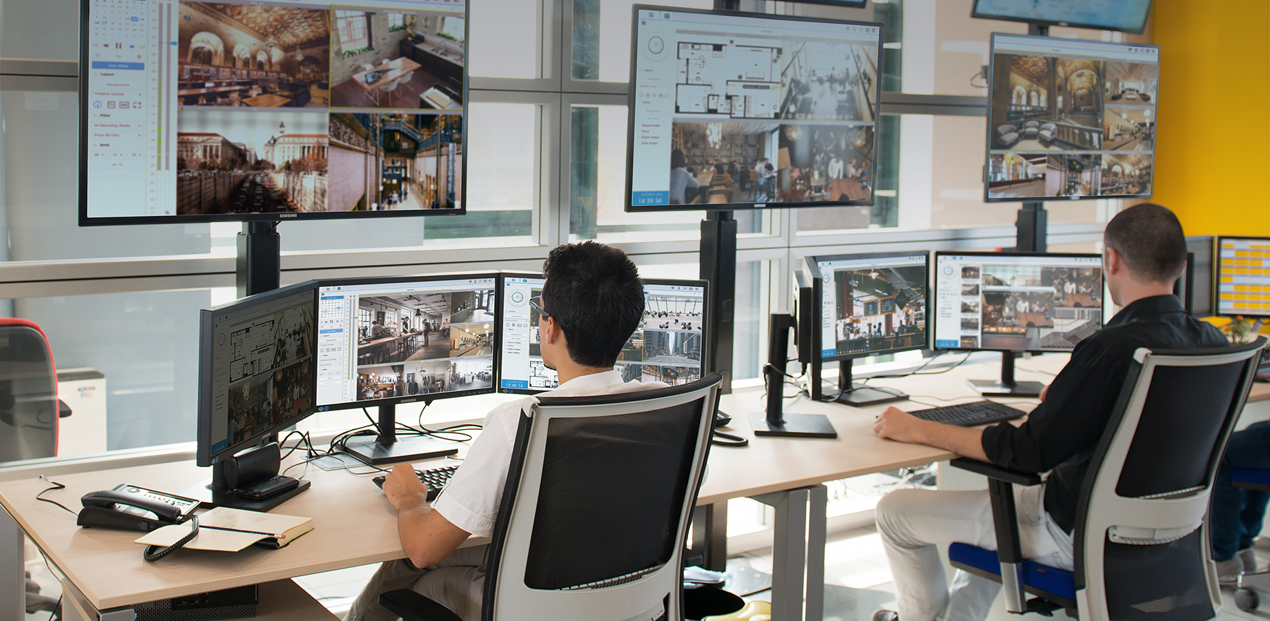 ศูนย์ควบคุมระบบกล้องวงจรปิดที่ดูภาพจากหลายจอด้วย Synology Surveillance Station